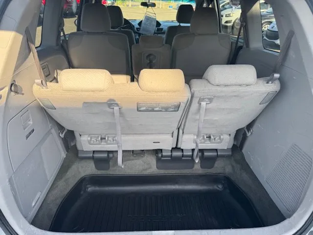 2016 Honda Odyssey - 5FNRL5H35GB043769 - Image #8